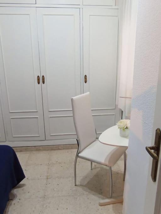 Apartamento Plaza Toros Севилья Экстерьер фото