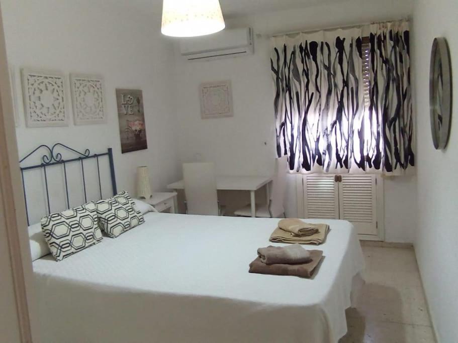 Apartamento Plaza Toros Севилья Экстерьер фото